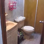 Casa De Huespedes En Zona Vip Atras Del Babyo En Costa Azul Aire Acond ,Tv 55 , Wifi, Cerca De Playa