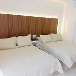 Hostal y suites mediterrane