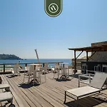 Amazing 3 Bedroom Penthouse With Beachclub