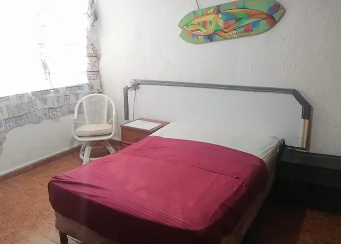 Casa De Huespedes En Zona Vip Atras Del Babyo En Costa Azul Aire Acond ,Tv 55 , Wifi, Cerca De Playa