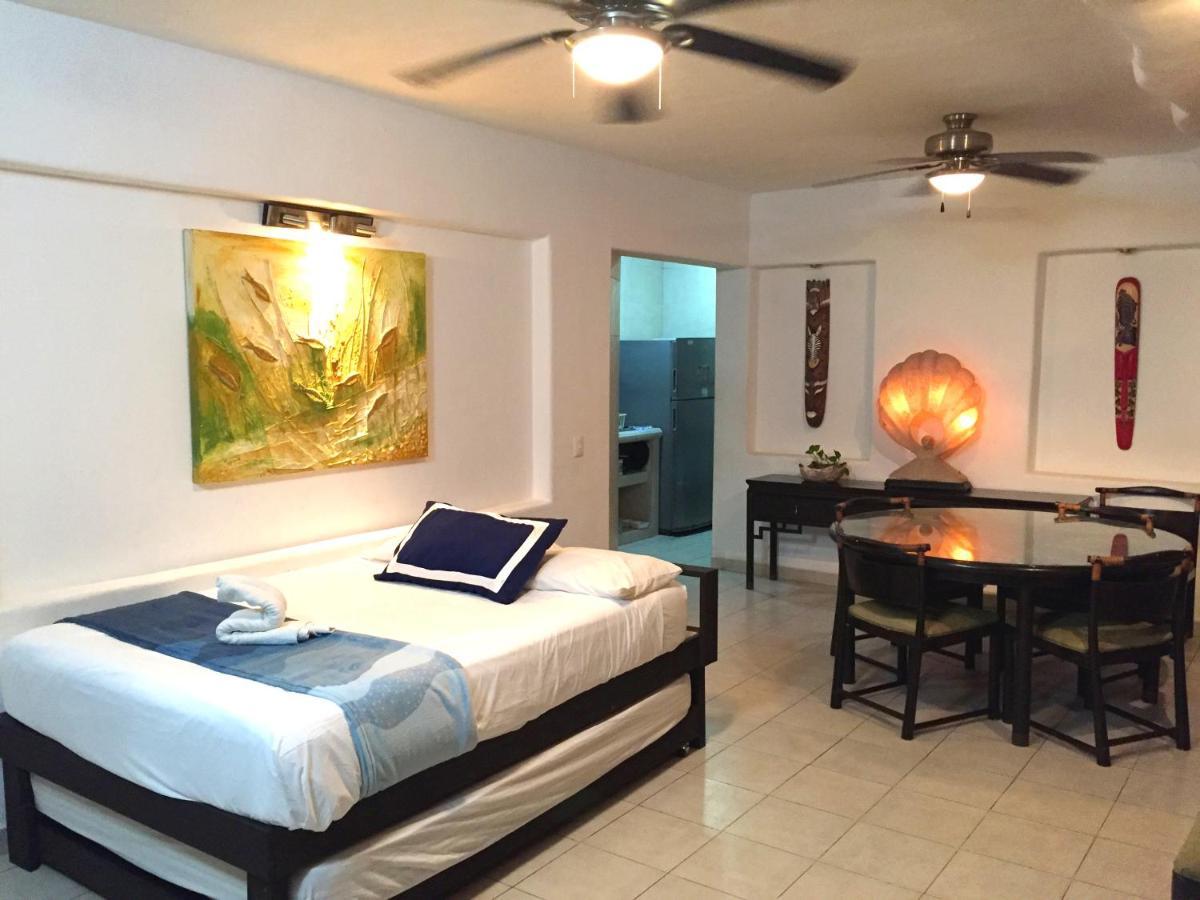 Guitarron Villa