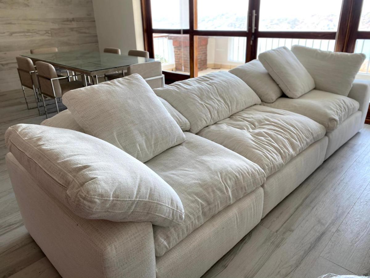 Pichilingue Apartment *