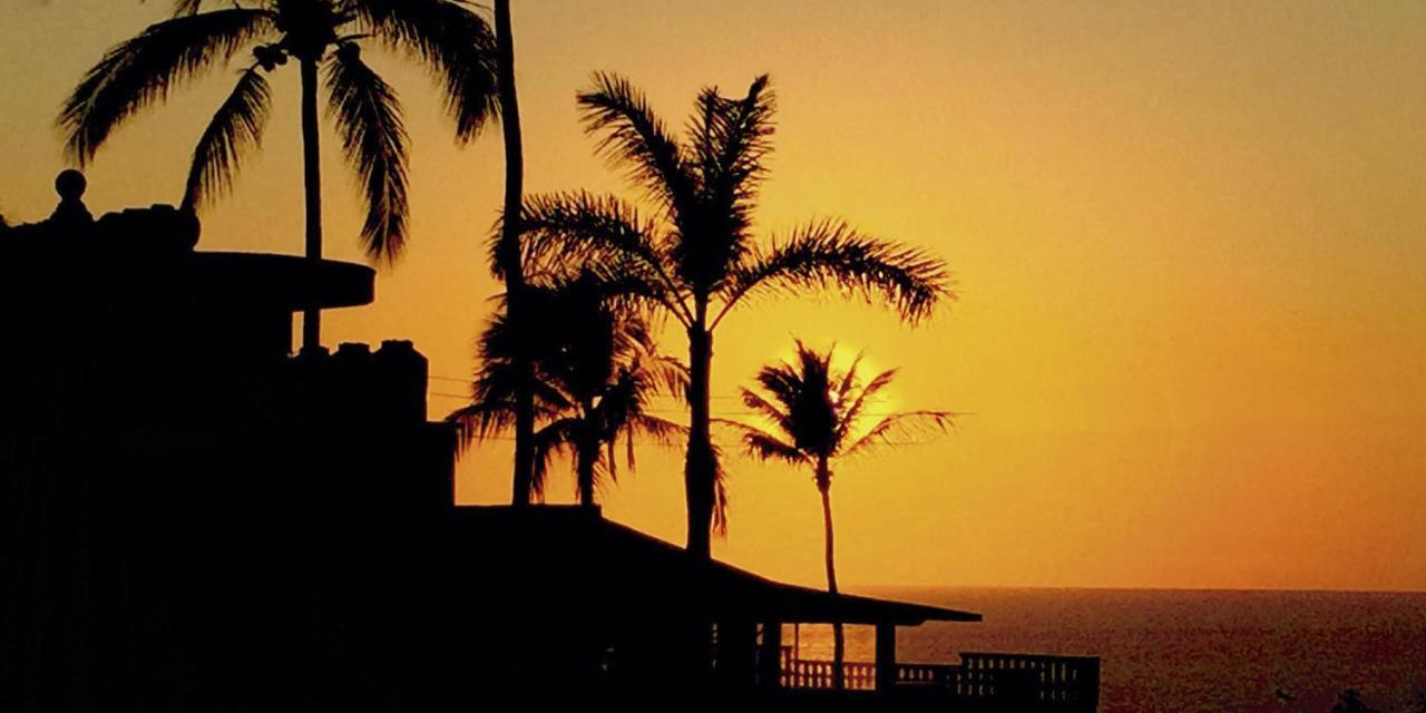Guitarron Villa Acapulco