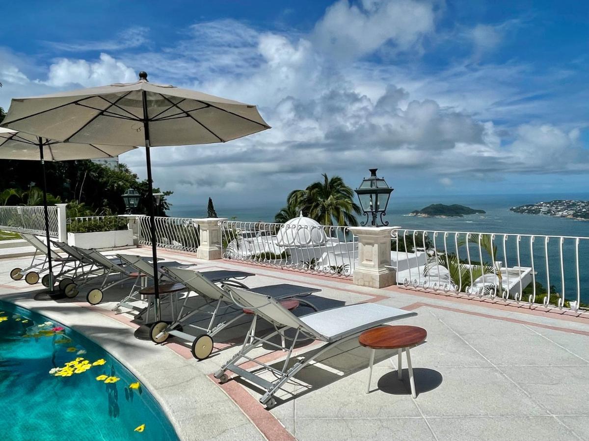 Jade Luxury Full Service Staff Villa *