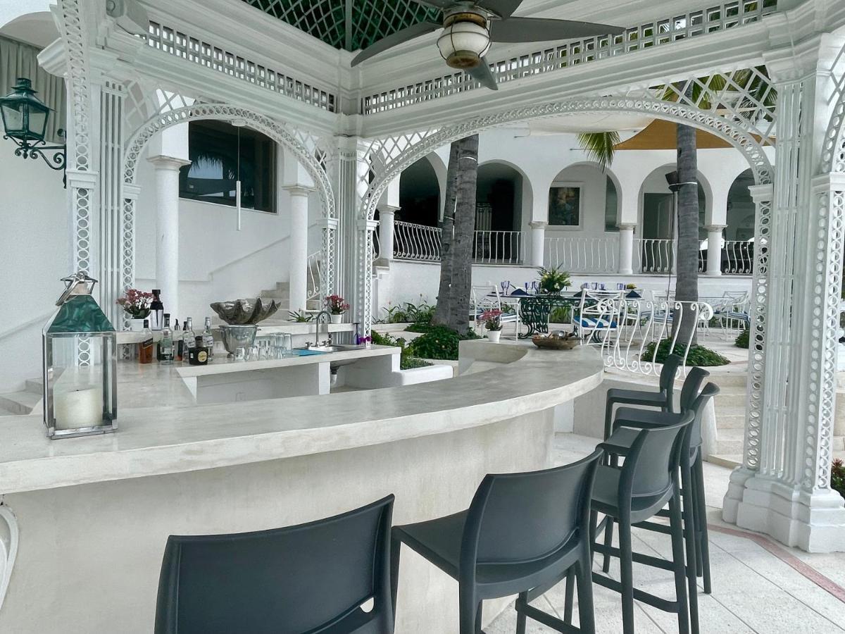 Jade Luxury Full Service Staff Villa
