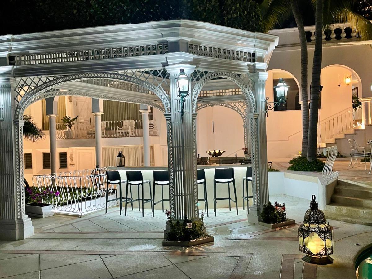 Jade Luxury Full Service Staff Villa *