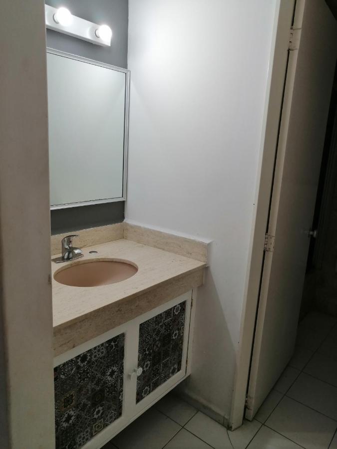 Bonita Torres Gemelas Apartahotel Acapulco