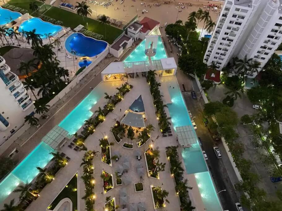 Apartment Luxury In Front Of