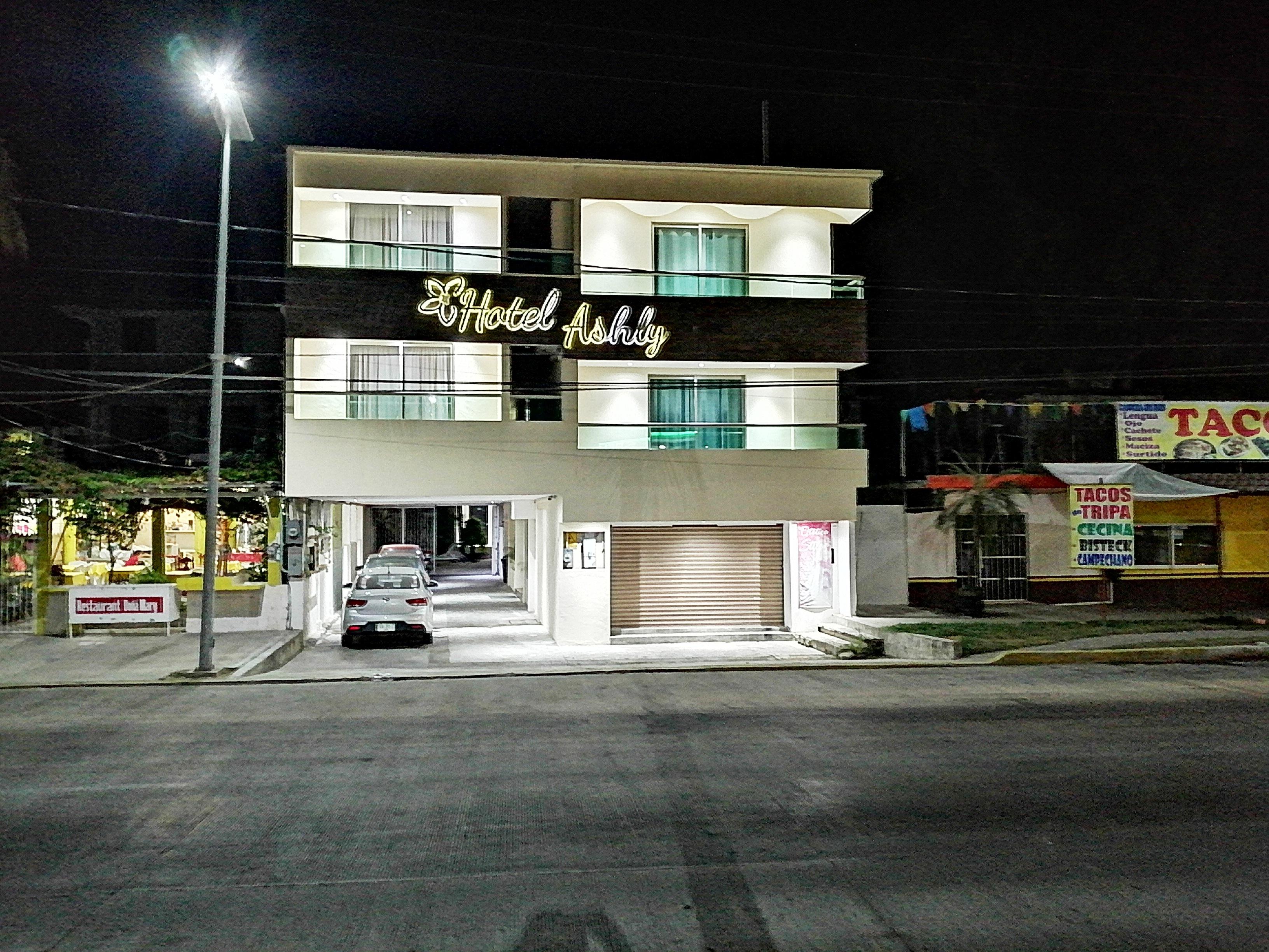 Ashly Acapulco