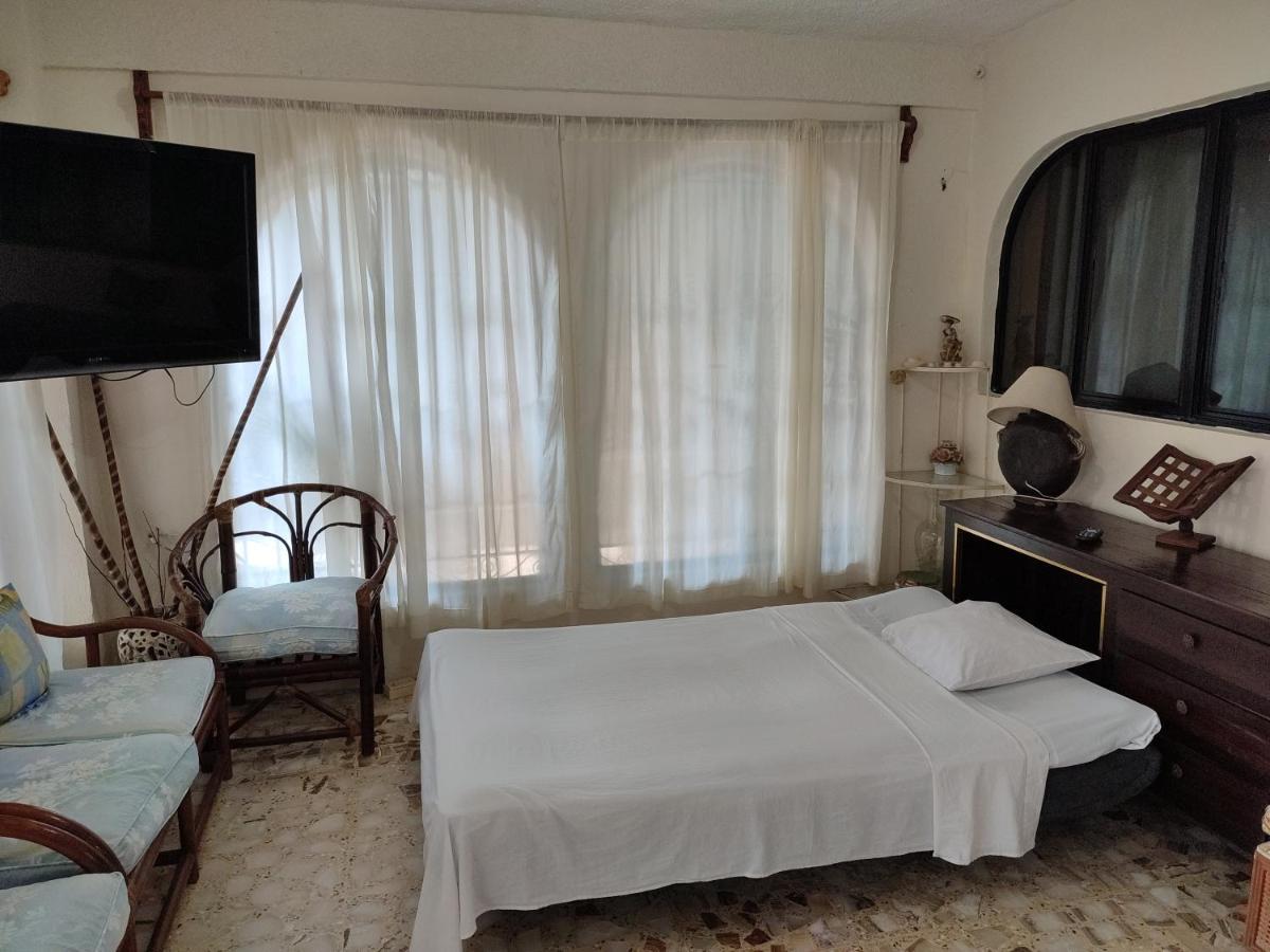Ashly Hotel