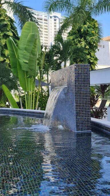 Penthouse Armando's Le Club Apartamento