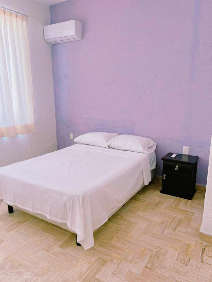 Tiki's Penth Apartment Acapulco