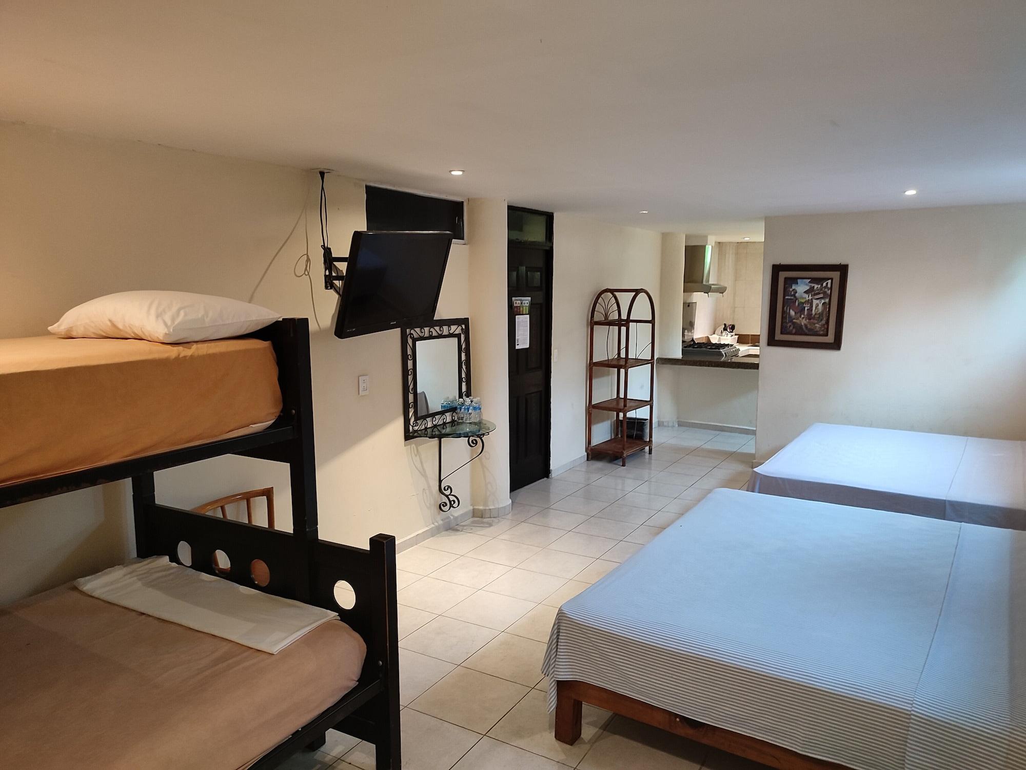 Ashly Hotel Acapulco