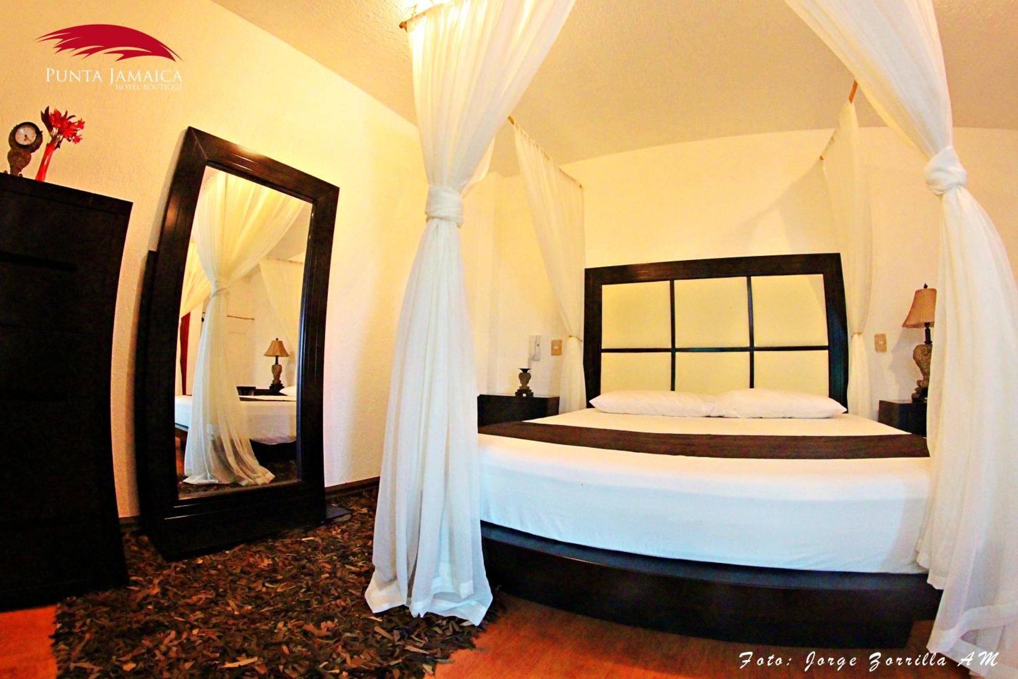Boutique Punta Jamaica Acapulco