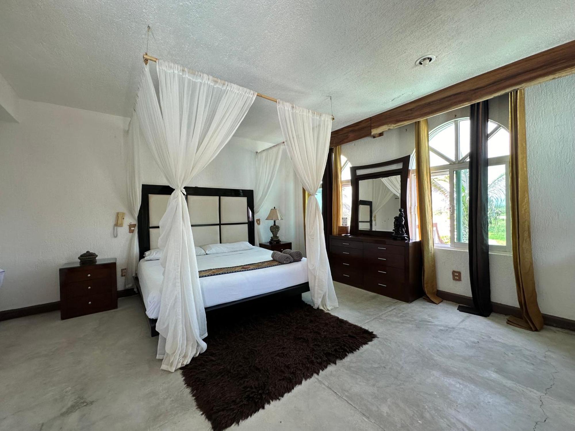 Hotel Boutique Punta Jamaica 4*