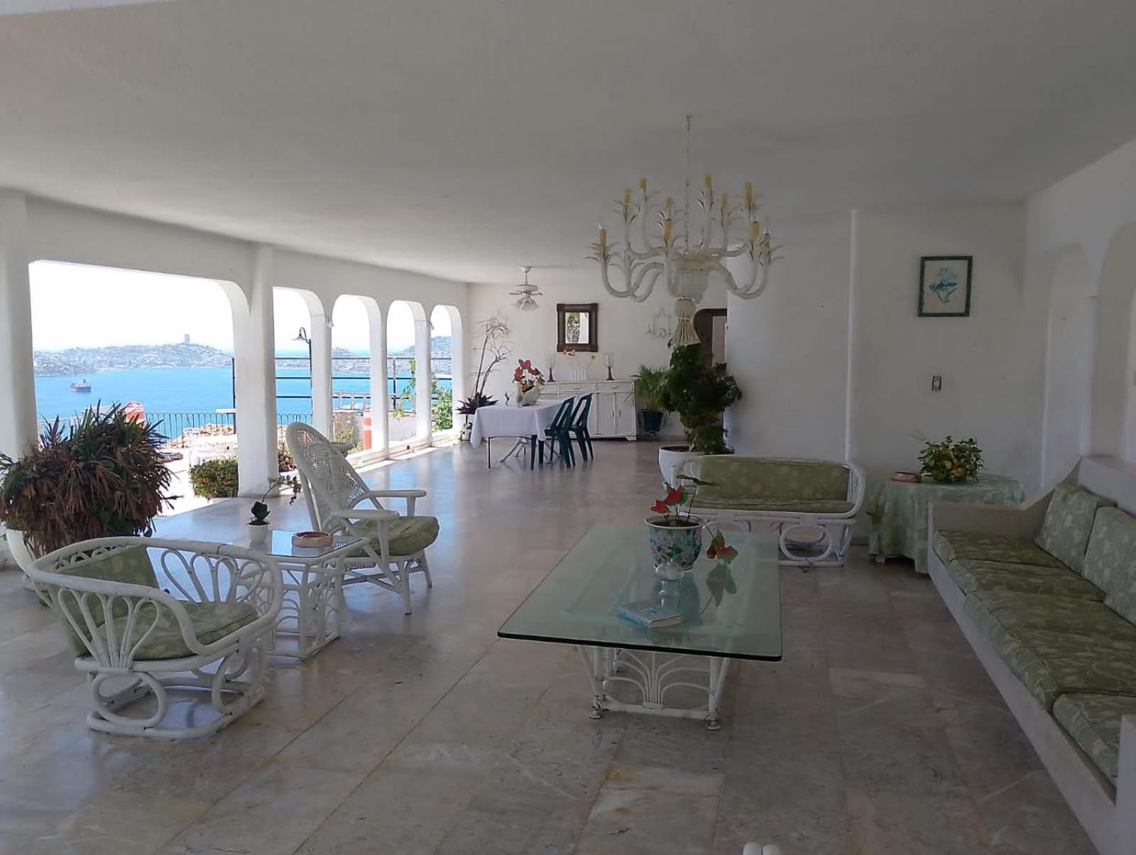 Casa Mayherz