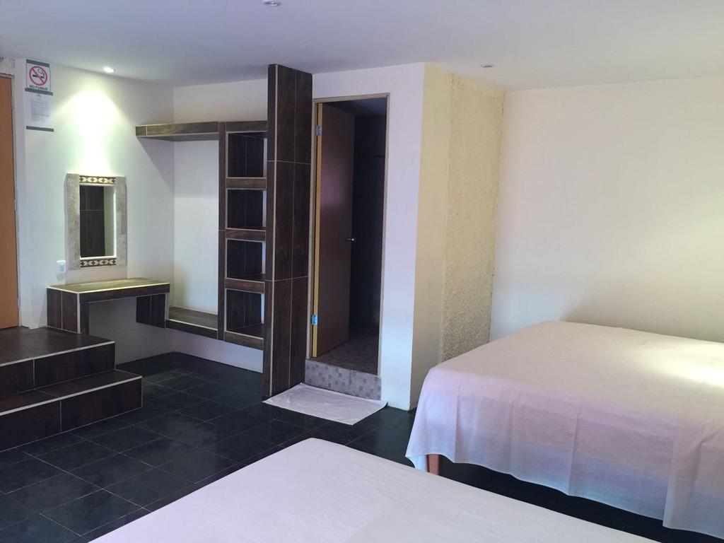 Hotel Ashly 3*