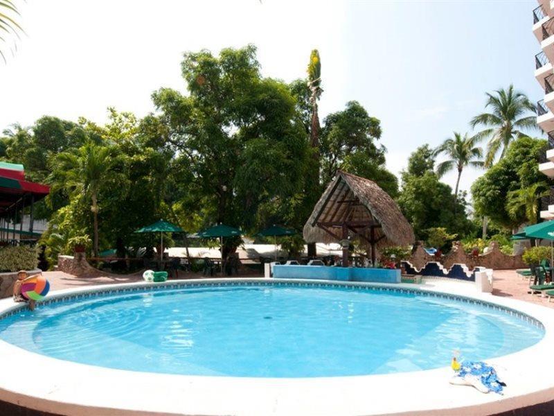 Real Bananas Hotel