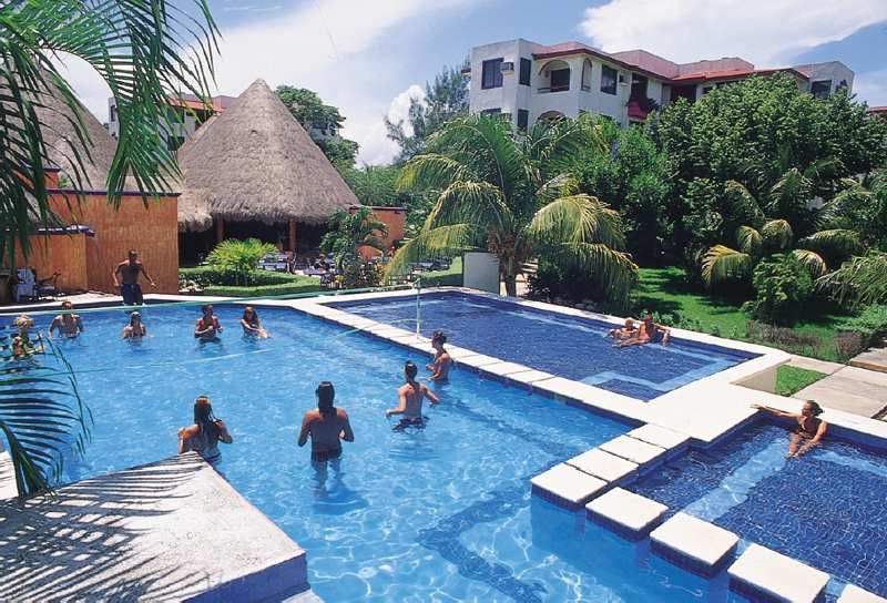 Real Bananas Hotel Acapulco