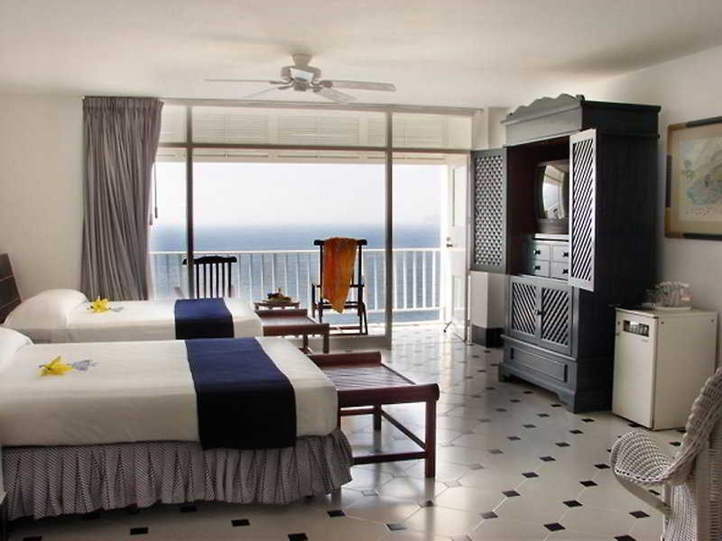 Elcano Hotel 4*