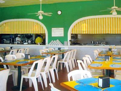 Real Bananas Hotel Acapulco