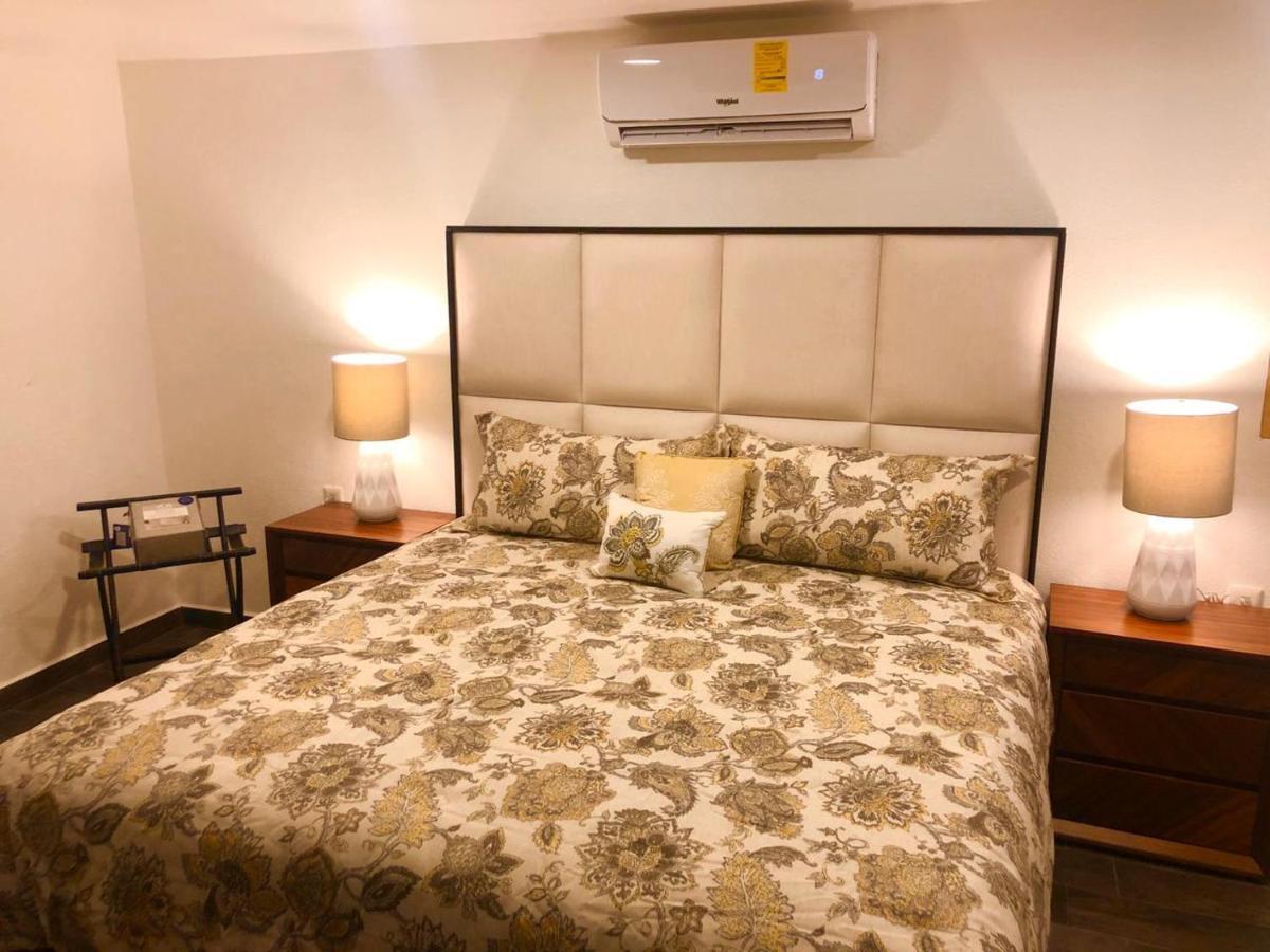 Y Mediterrane Apartahotel