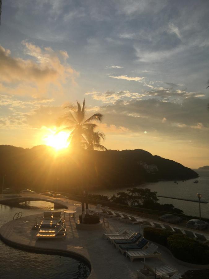 Deparmento En Cabo Marques Diamante Con Vistas Y Atardeceres Espectaculares, Acceso A La Playa, Wifi, Restaurtante, 6 Personas * Acapulco