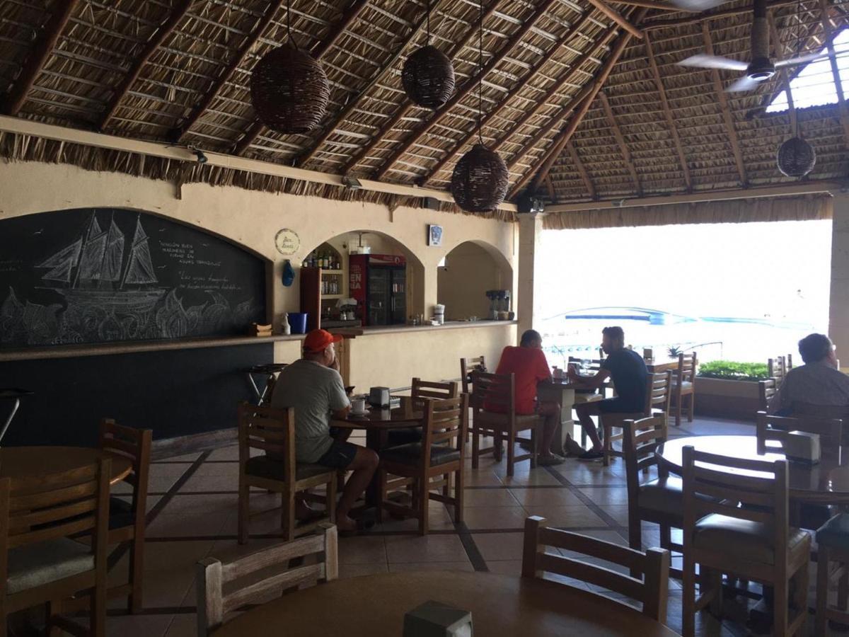 Deparmento En Cabo Marques Diamante Con Vistas Y Atardeceres Espectaculares, Acceso A La Playa, Wifi, Restaurtante, 6 Personas *